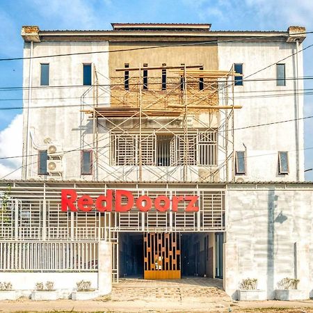 Reddoorz @ Jalan Kapten Muslim Medan Exterior foto